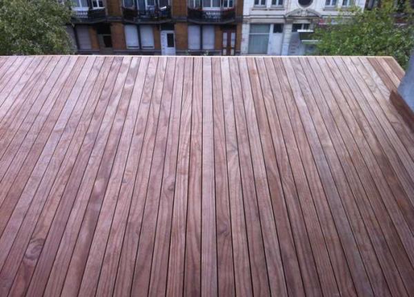 Terras in FSC-hout (ecologisch verantwoord hout)